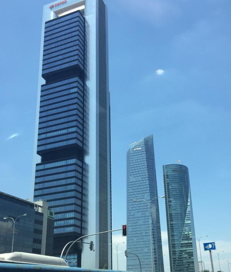 Apartment Madrid Barajas Екстер'єр фото