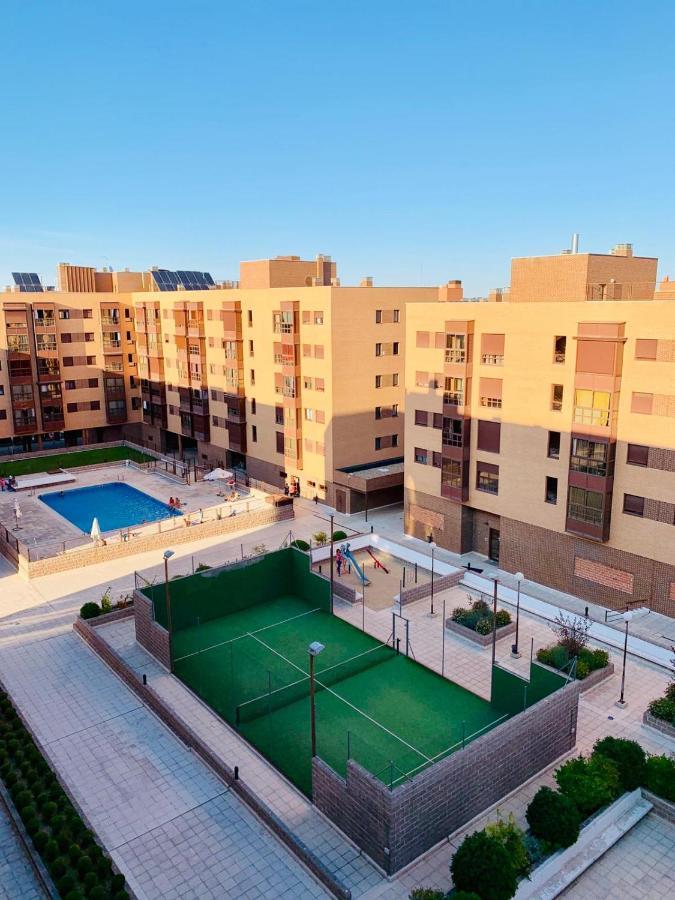 Apartment Madrid Barajas Екстер'єр фото